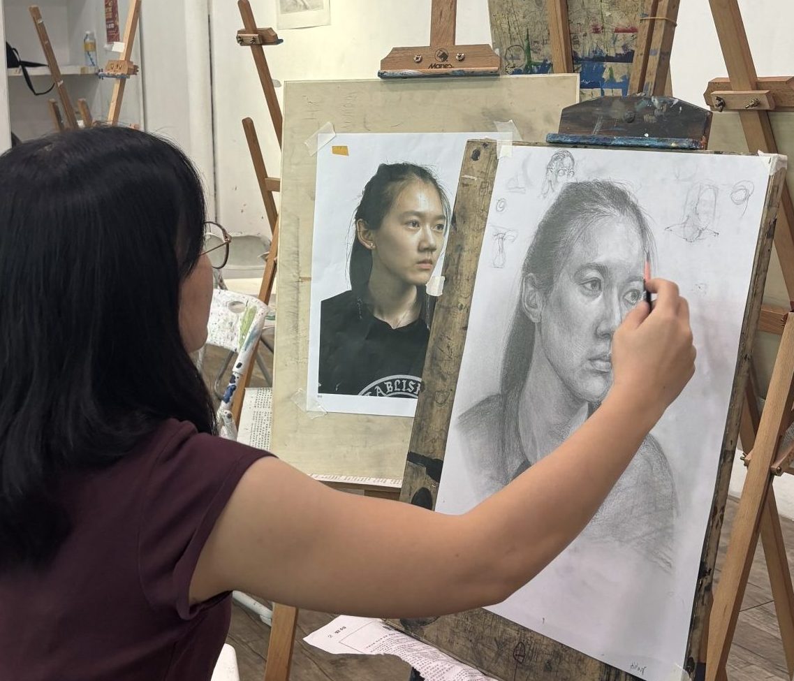 adult drawing and sketching art class art course art lesson adult portrait drawing