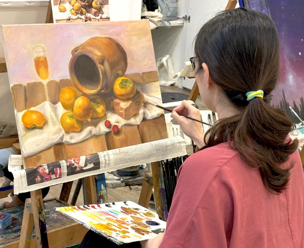 Visual Arts Centre Oil Painting in Singapore for beginners, intermediate to advance levels! Join us today