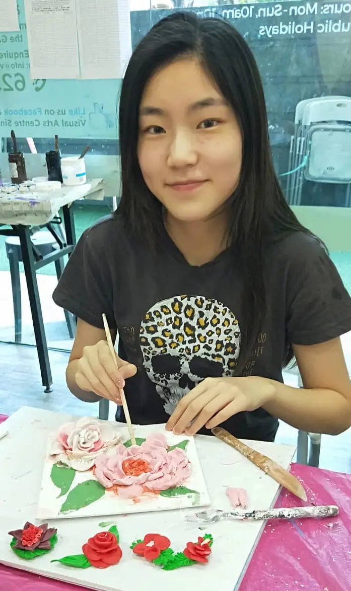 Art course at visual arts centre