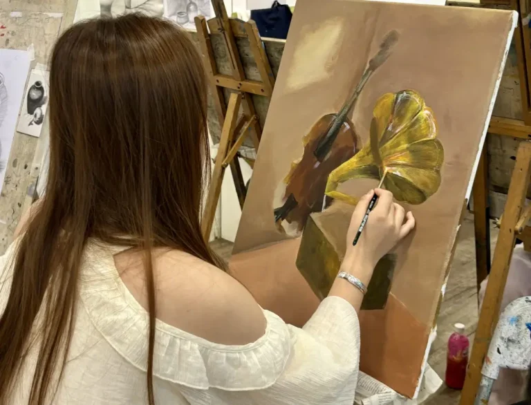 Learning topics & subjects within this Creative Acrylic Painting Professional Art Course | Art Class: