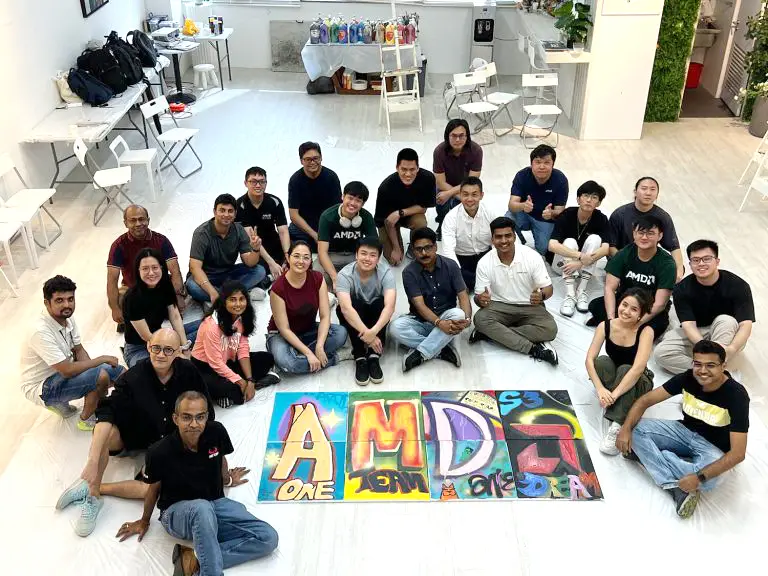 group-photo-graffiti-mural_canvas