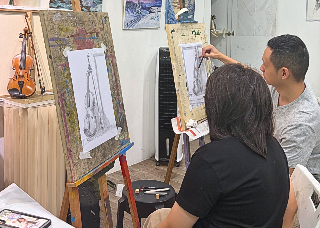 Best Professional One to One Private Drawing & Sketching Art Course by Visual Arts Centre Singapore for Teens, Adults