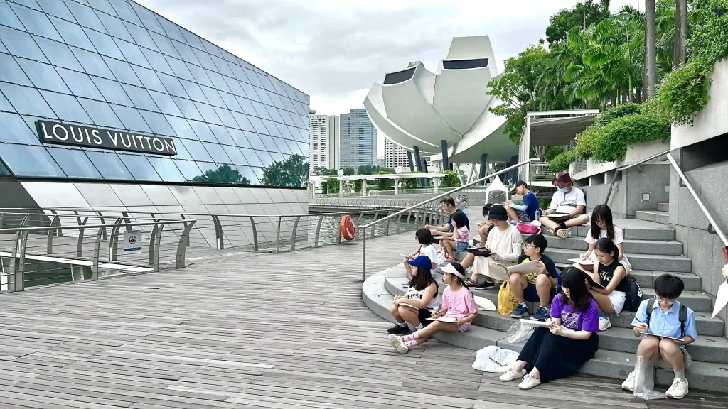 Professional Outdoor Urban Landscape Sketching Course At Visual Arts Centre Singapore