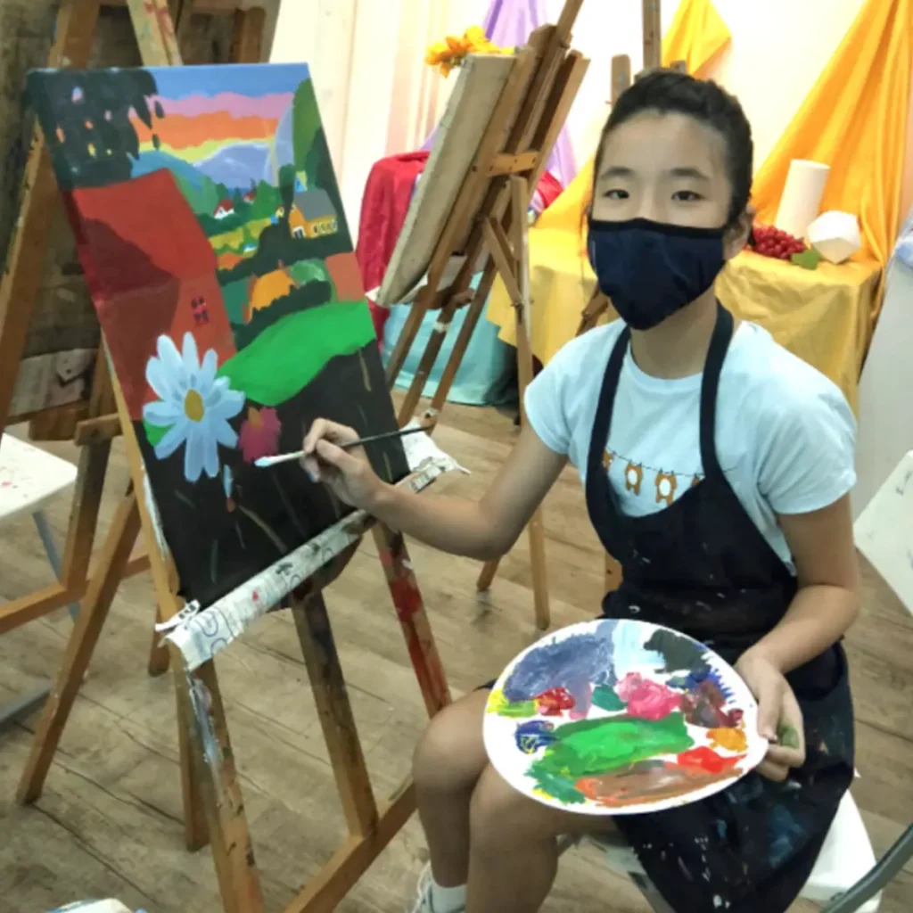 Holiday Art Immersion Programme for Kids (12 Sessions) at Visual Arts Centre Singapore