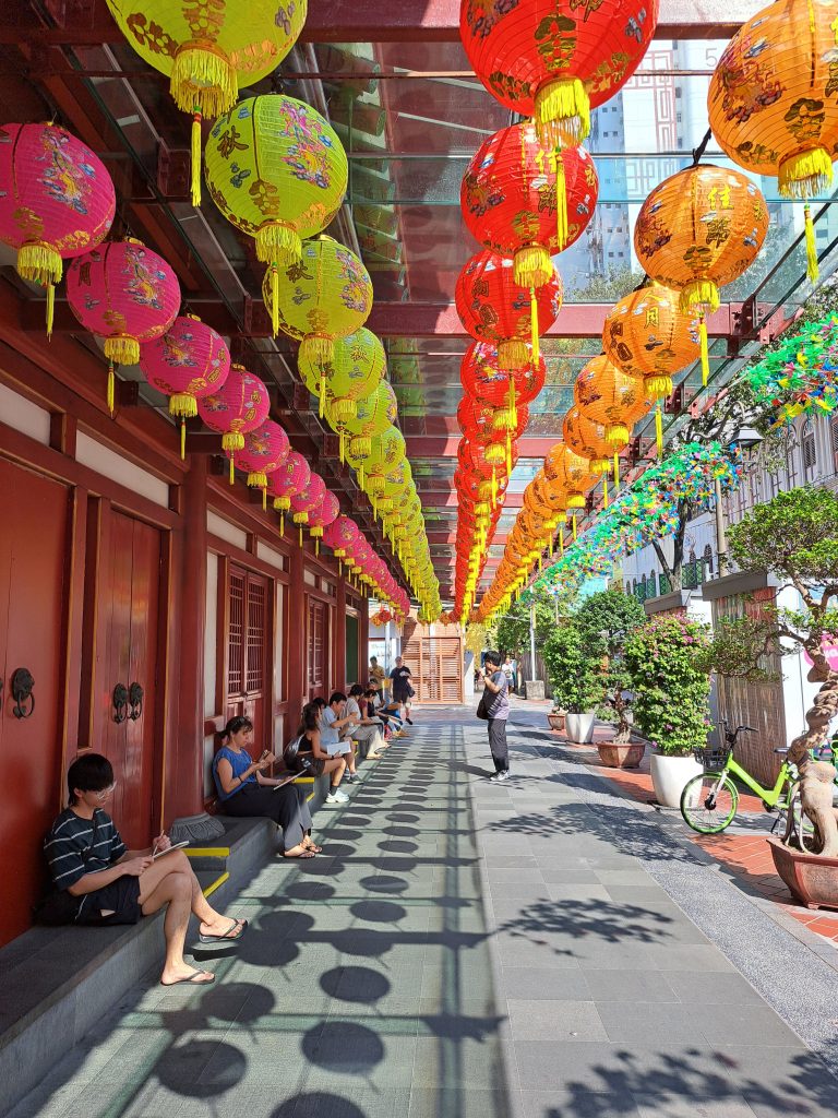 urban sketching - professional outdoor urban sketching course at Chinatown with Visual Arts Centre