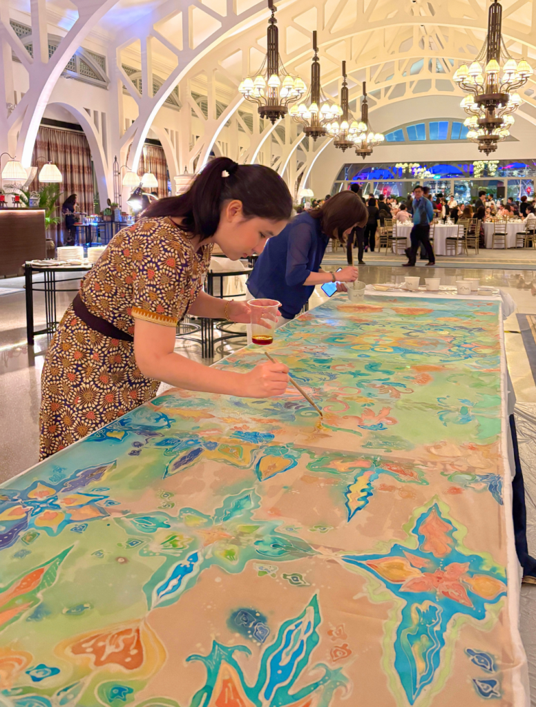 Batik Mural Painting Team Bonding Art Jamming by Visual Arts Centre Singapore Great for Event Workshop Hotel Company Corporate Family