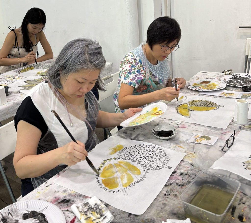 Best Chinese Calligraphy And Chinese Ink Painting Art Course Art Class Art Lessons for Adults Seniors and All in Singapore by Visual Arts Centre Singapore