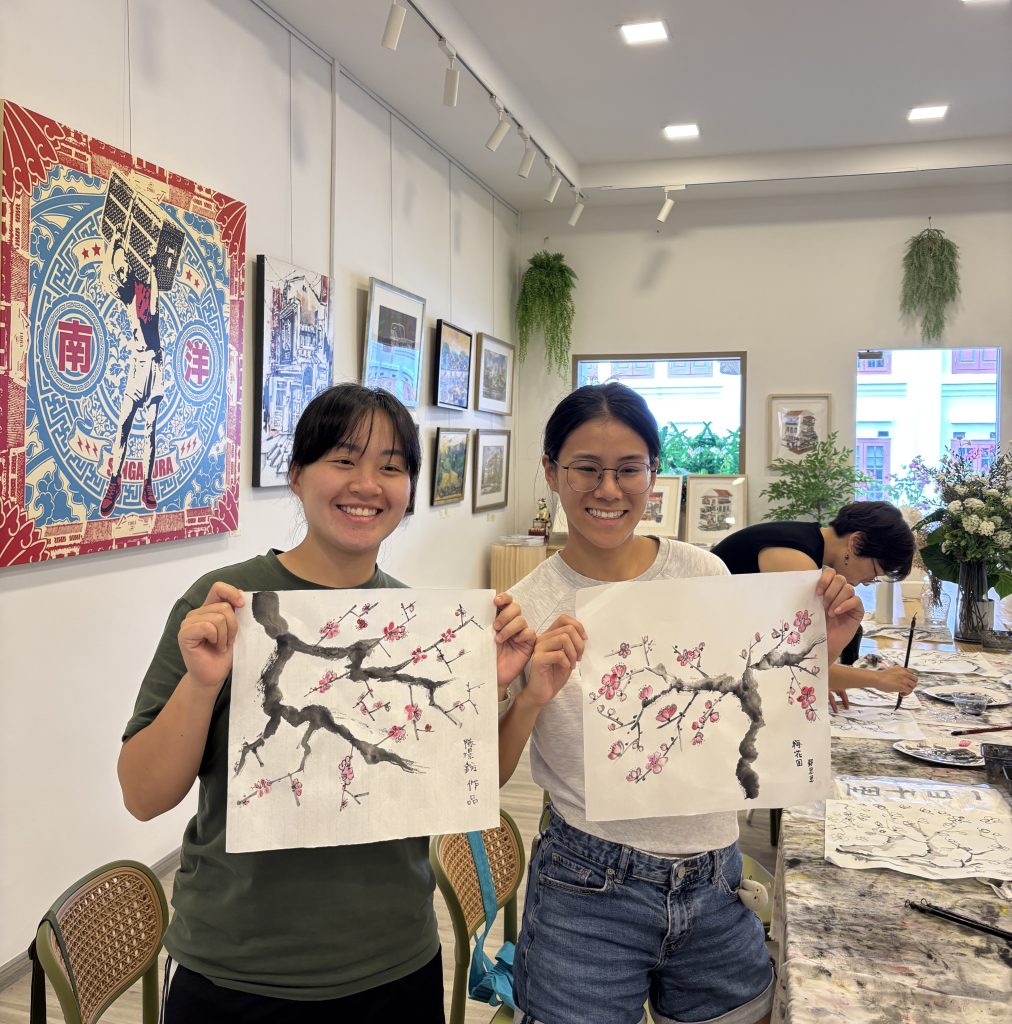 Best Chinese Calligraphy And Chinese Ink Painting Art Course Art Class Art Lessons for Adults Seniors and All in Singapore by Visual Arts Centre Singapore