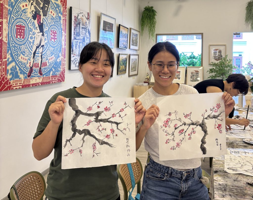 Best Chinese Calligraphy And Chinese Ink Painting Art Course Art Class Art Lessons for Adults Seniors and All in Singapore by Visual Arts Centre Singapore