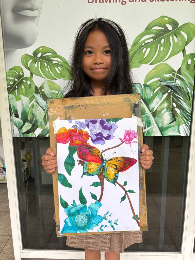 holiday kid art course kid line drawing with colour course