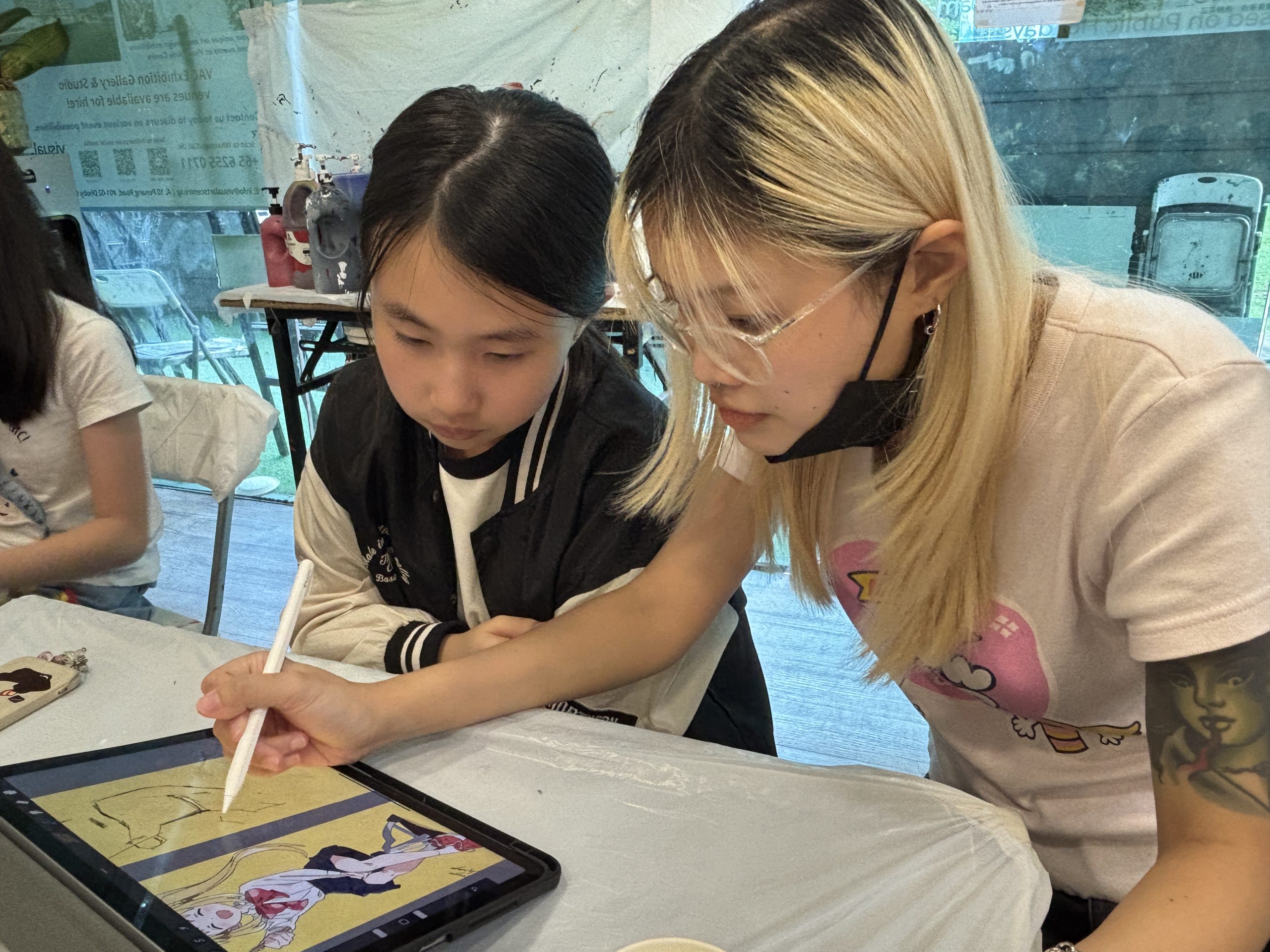 teens digital drawing and painting course with manga subject Visual Arts Centre