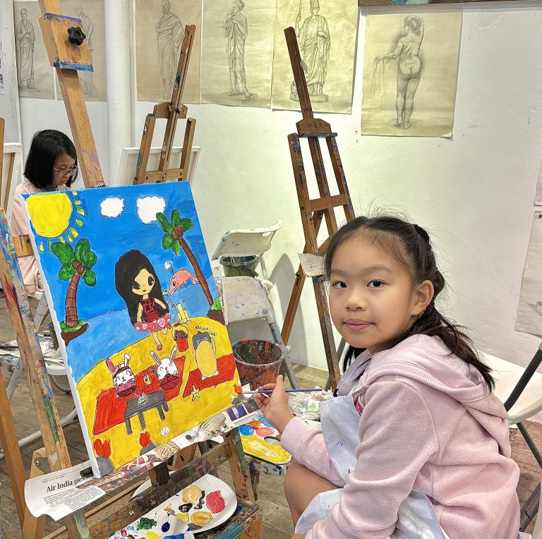 Best children kids art class in singapore! Learn art with all mediums!