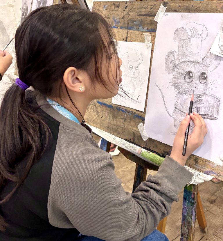 Best children kids art class in singapore! Learn art with all mediums! drawing and sketching