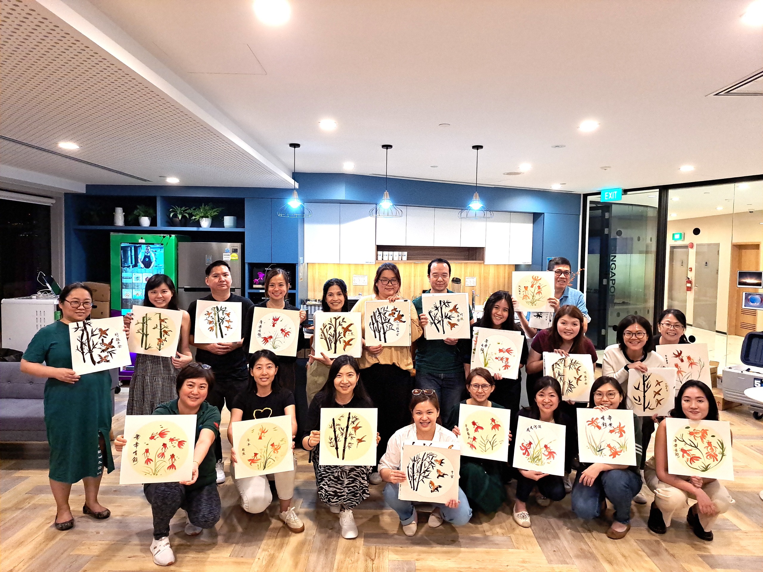 Chinese Ink Painting WorkshopVisual Arts Centre Chinese Ink Painting – Fan Painting Art Jamming Team bonding Visual Arts Centre