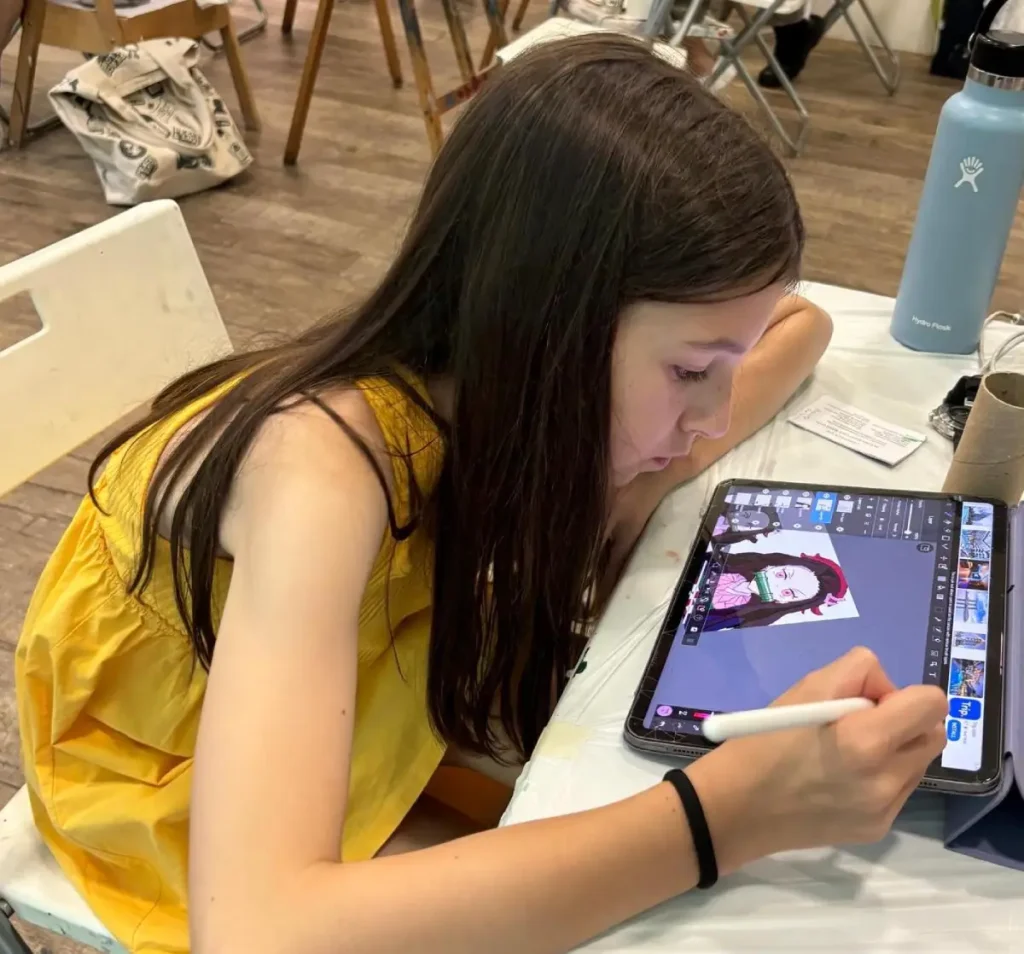 introduction to digital painting and drawing Visual Arts Centre kid