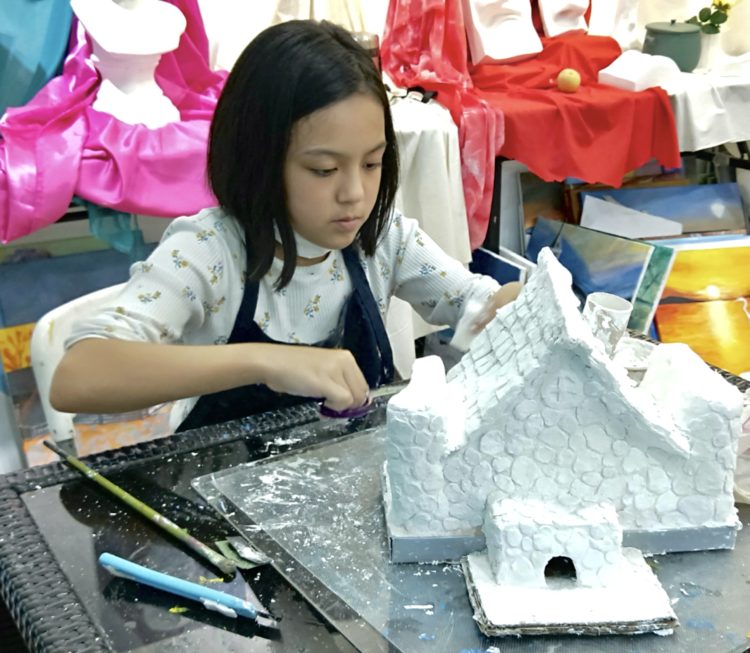 プロの子供向け創作絵画コース, シンガポールの親は子供の教育を非常に重視しています