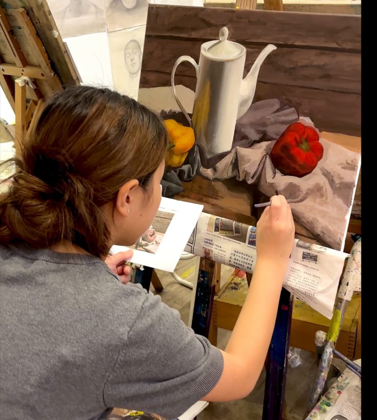 acrylic painting course for teenagers at Visual Arts Centre