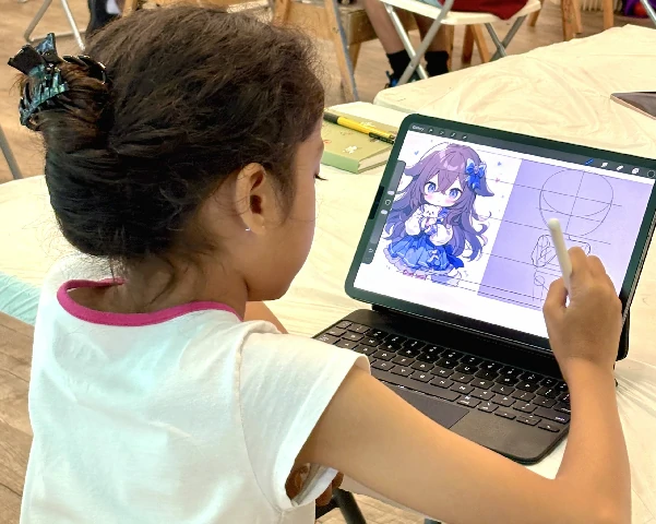 Kids (7-10) digital painting at Visual Arts Centre Singapore! Learn simple landscape or manga drawings