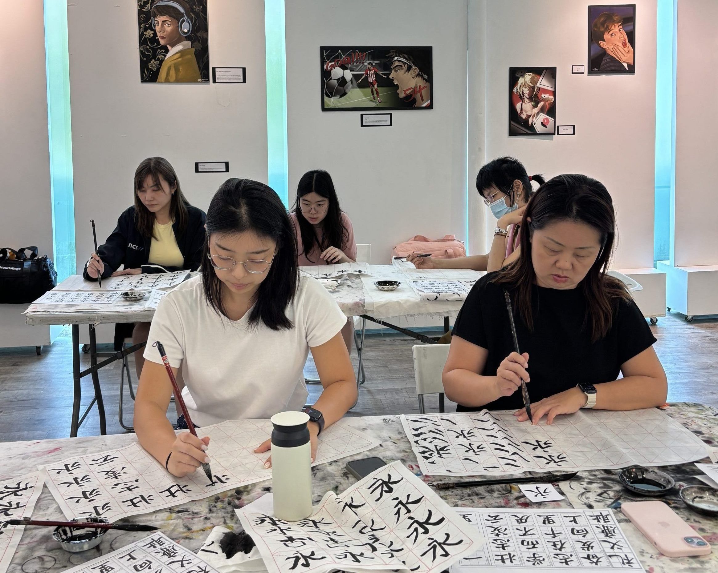 Best Chinese Calligraphy Writing Workshop Art Course Professional Art Team at Visual Arts Centre in Singapore