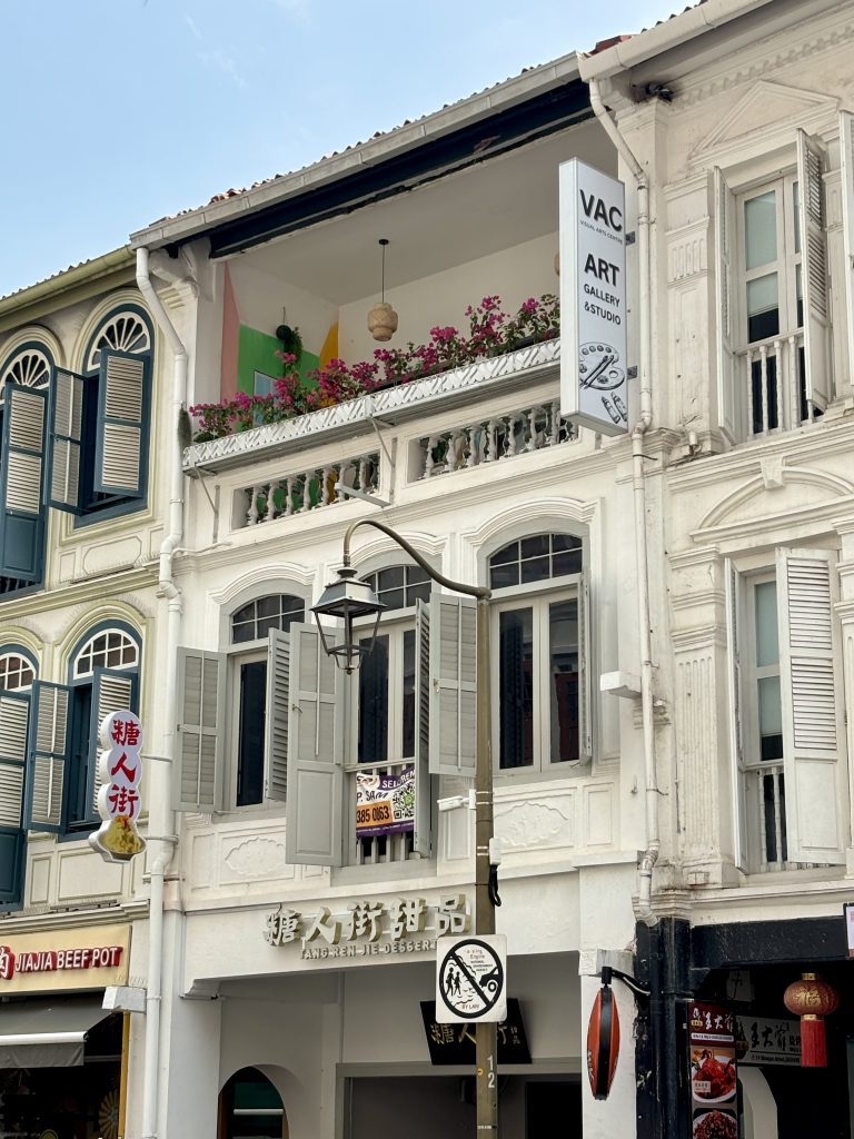 VAC Art Gallery & Art Studio best event space for hire in Chinatown Singapore for events like Art exhibition by international art groups / societies and independent artists Art auctions Local art exhibitions by art societies / art groups and independent artists Pottery and craft exhibitions Furniture / product model showcases Fashion exhibitions and showcases Lifestyle boutique fairs, flea markets and popup fairs Book launch and signing seminar Networking seminar and talks Media functions and product launches Private and closed door events Other events and functions