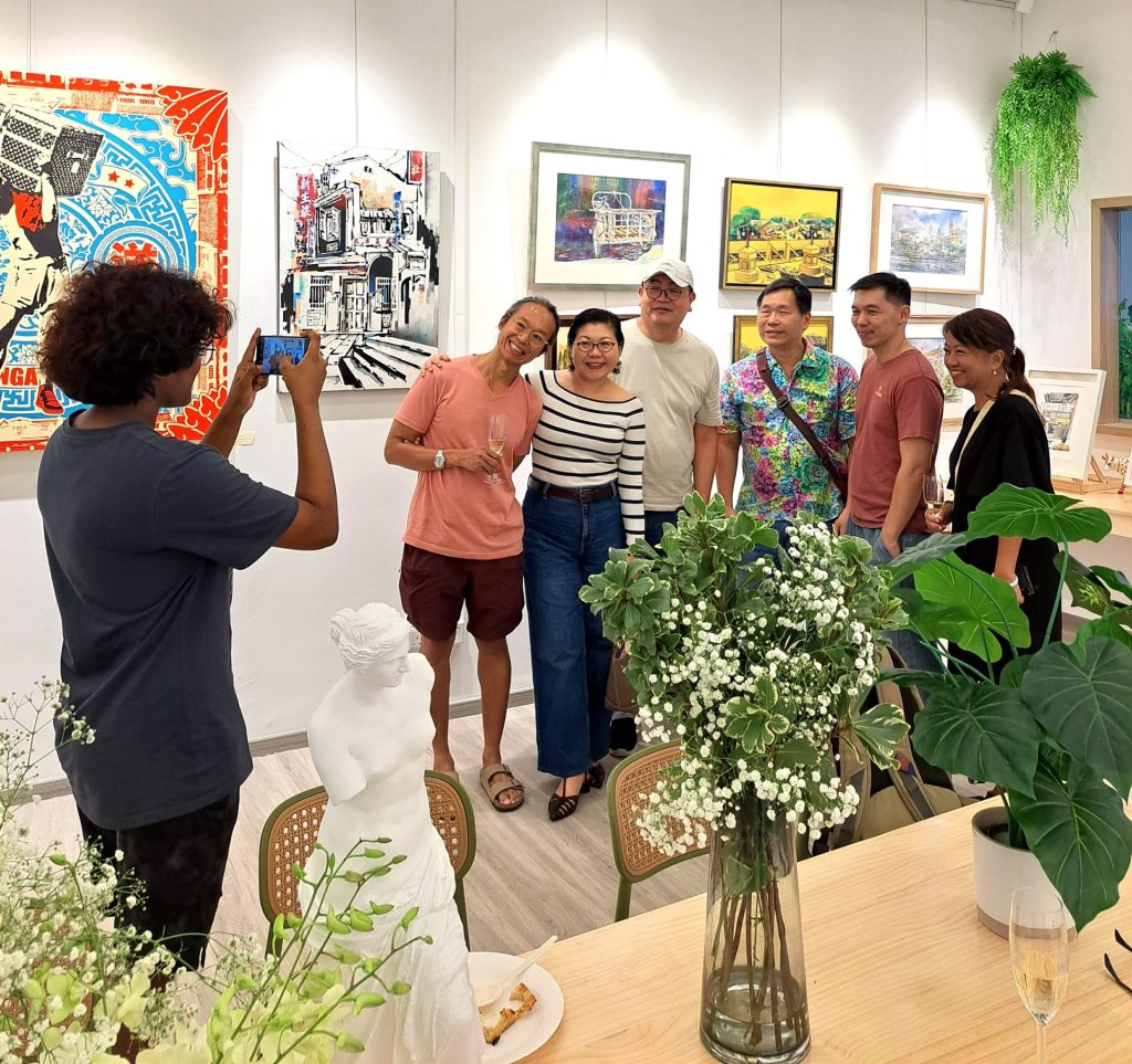 VAC Art Gallery & Art Studio best event space for hire in Chinatown Singapore for events like Art exhibition by international art groups / societies and independent artists Art auctions Local art exhibitions by art societies / art groups and independent artists Pottery and craft exhibitions Furniture / product model showcases Fashion exhibitions and showcases Lifestyle boutique fairs, flea markets and popup fairs Book launch and signing seminar Networking seminar and talks Media functions and product launches Private and closed door events Other events and functions