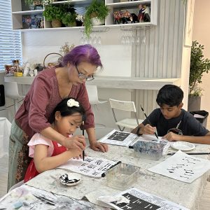Kids & Teenager Chinese idioms & calligraphy writing professional art course.JPG