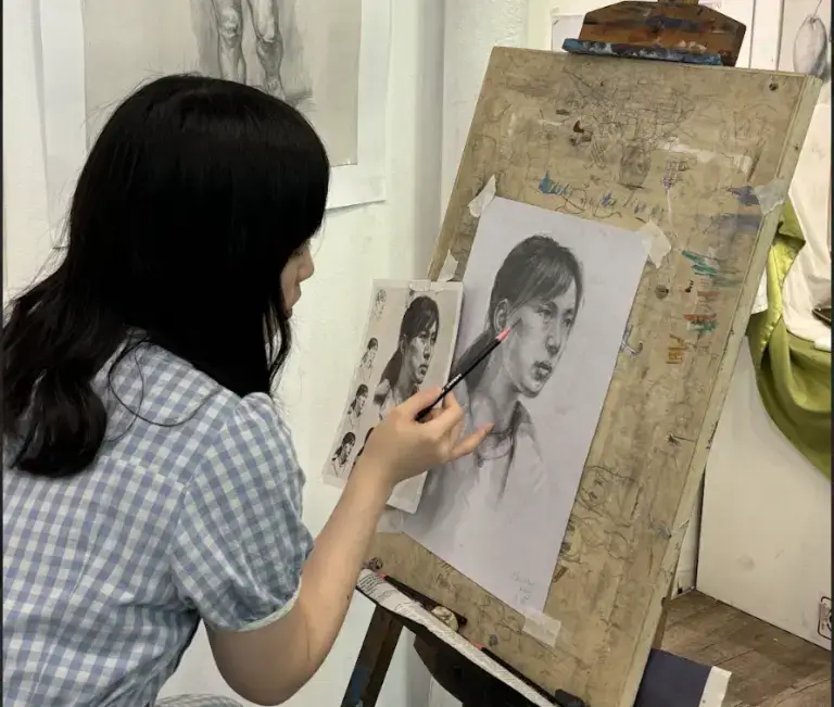 drawing and sketching at visual arts centre! learn portraiture drawing