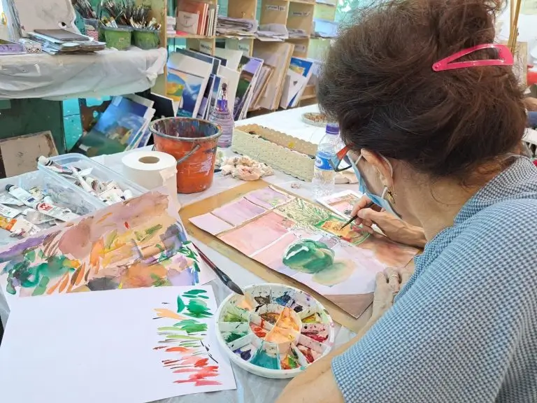 Adult Art Class / Art Course in Singapore (Professional Guidance!)