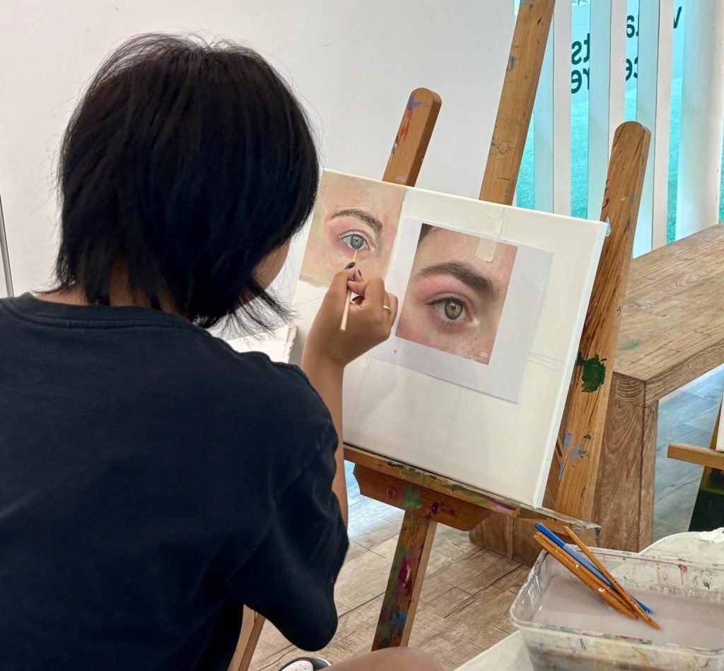 Best Acrylic Painting Professional Art Course for Teens by Visual Arts Centre