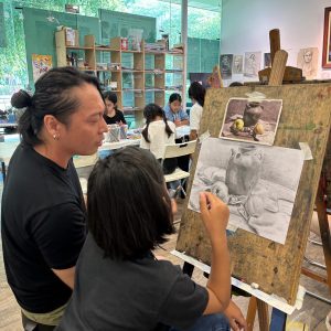 Best Professional Drawing & Sketching Art Course for Kids & Children in Singapore by Visual Arts Centre EAE DSA Secondary SOTA Lasalle NAFA
