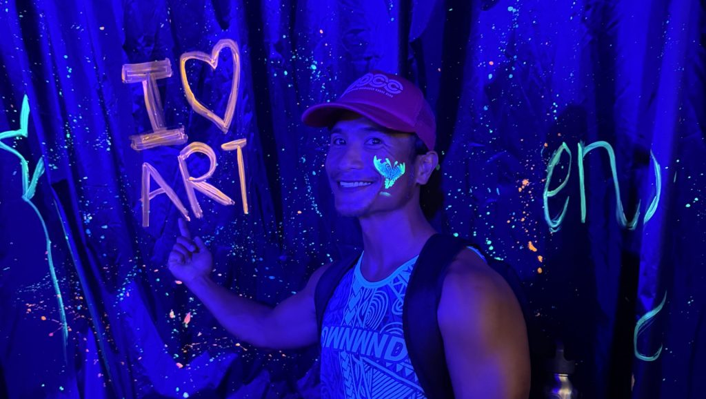 Best Neon Art Jamming Glow With Face Painting Art Workshop in Singapore Team Bonding Team Building by Visual Arts Centre
